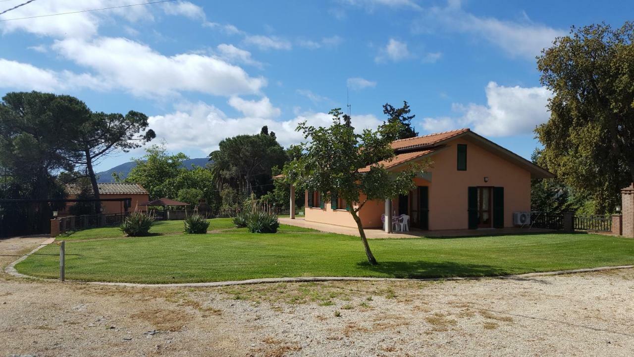 Agriturismo Rebua Porto Azzurro Exteriör bild