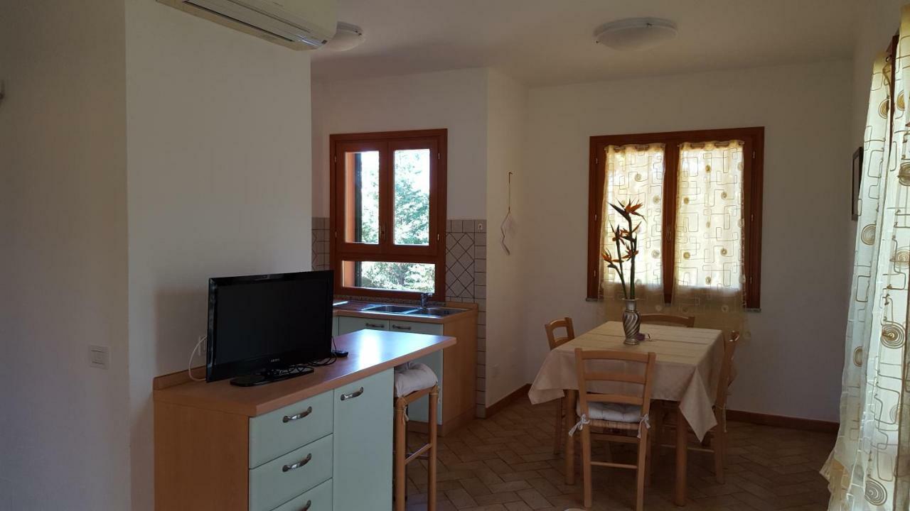 Agriturismo Rebua Porto Azzurro Exteriör bild