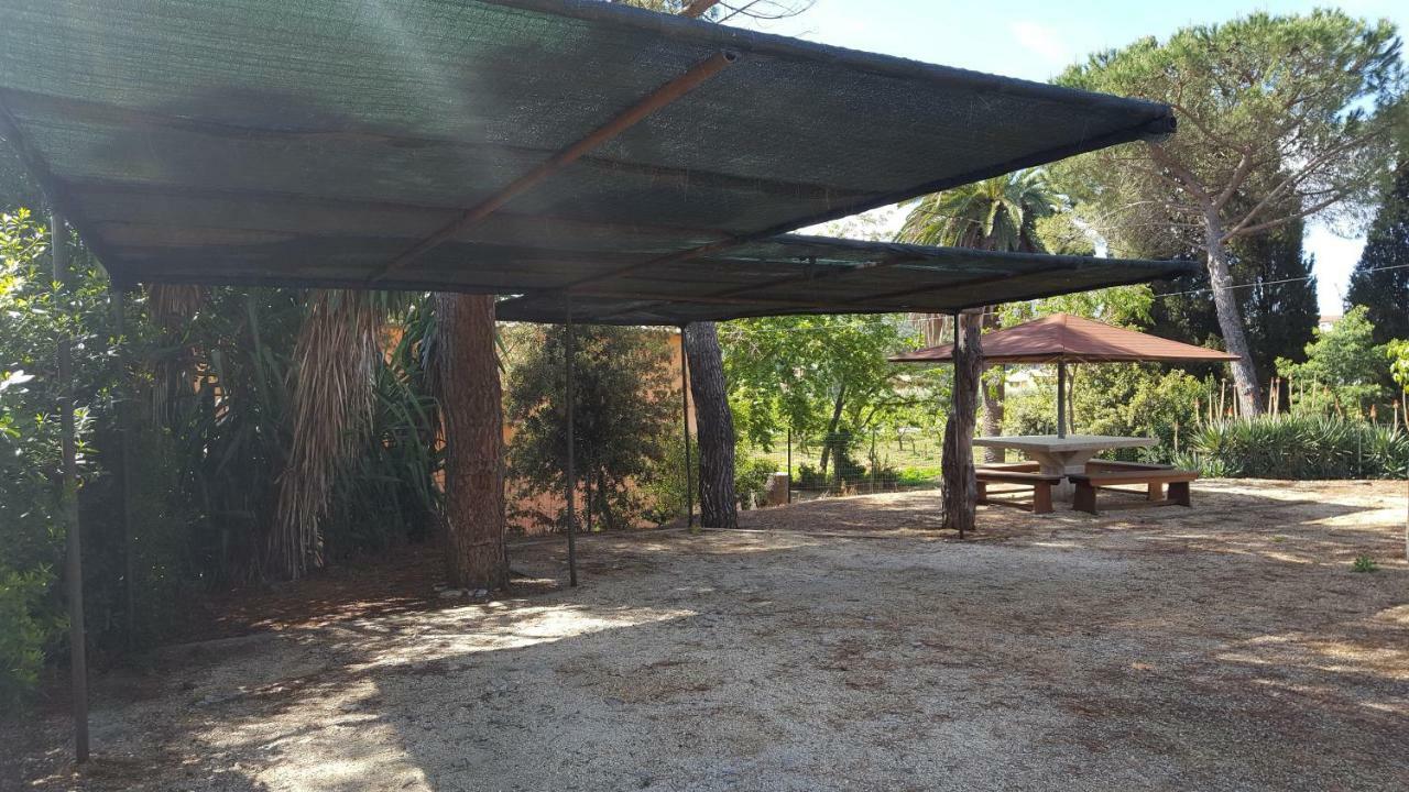 Agriturismo Rebua Porto Azzurro Exteriör bild