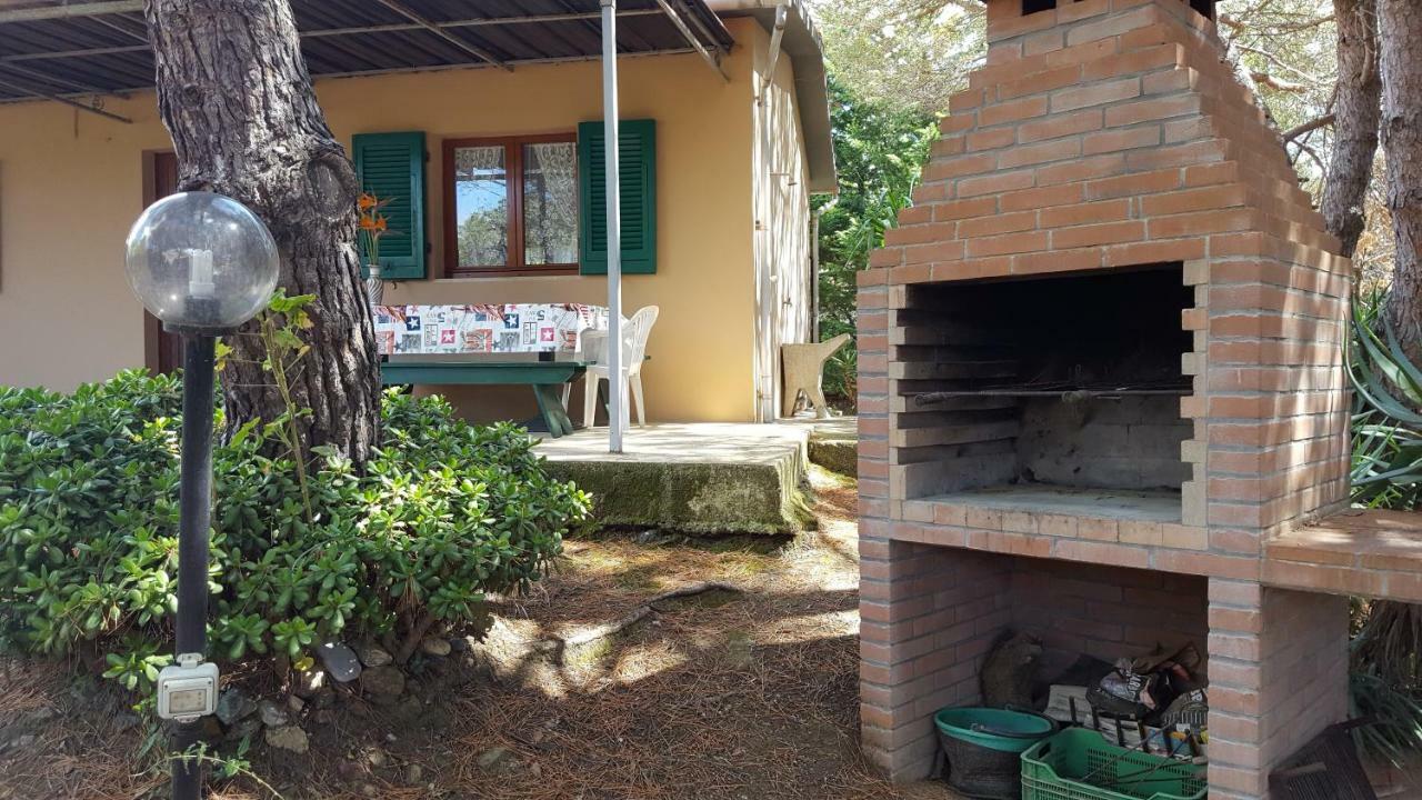 Agriturismo Rebua Porto Azzurro Exteriör bild